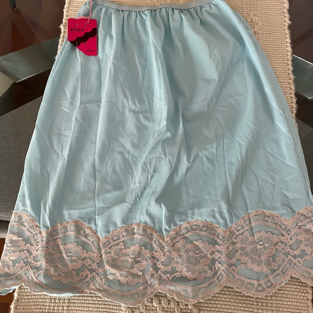 Avian Light Blue Lace Nylon Half Slip NWT SZ Small
